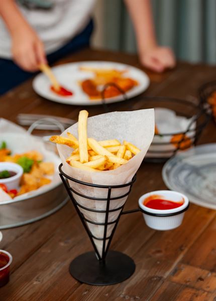 3958-French-Fry-Cone-with-Ramekin-Holder-Lifestyle-8