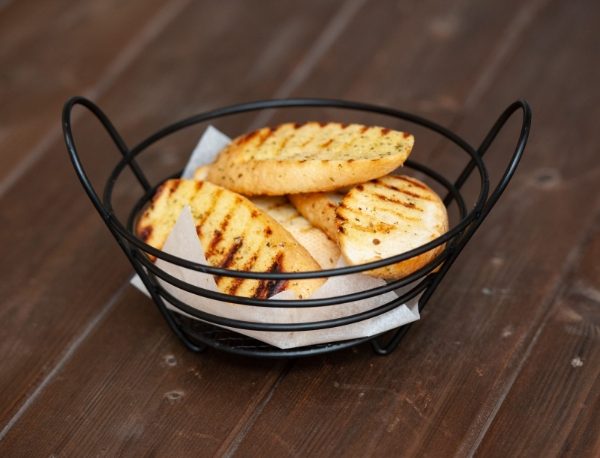 3966-8inch-Bread-Basket-With-Handles-Lifestyle-2